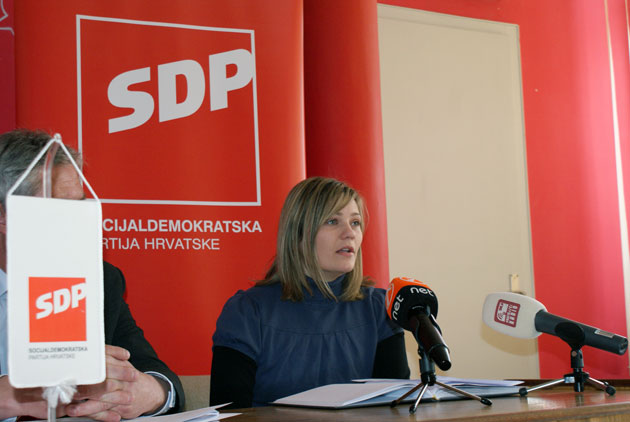SDP Kutina poručuje s tiskovne: Oni koji nisu u stanju služiti građanima neka odu