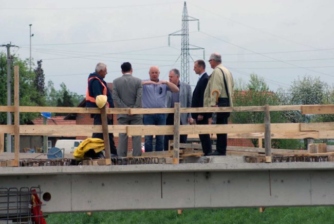 Radove na mostu posjetio gradonačelnik Rudić – završetak 25. svibnja