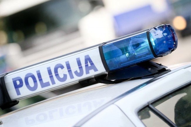 69-godišnjakinji ukraden novčanik u centru Kutine, 3 kaznena djela i 4 prometne nesreće