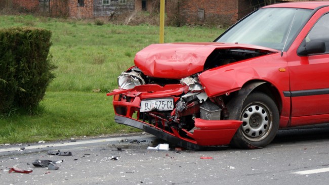 Prometna nesreća ispred Kutinske Slatine: Znatna materijalna šteta
