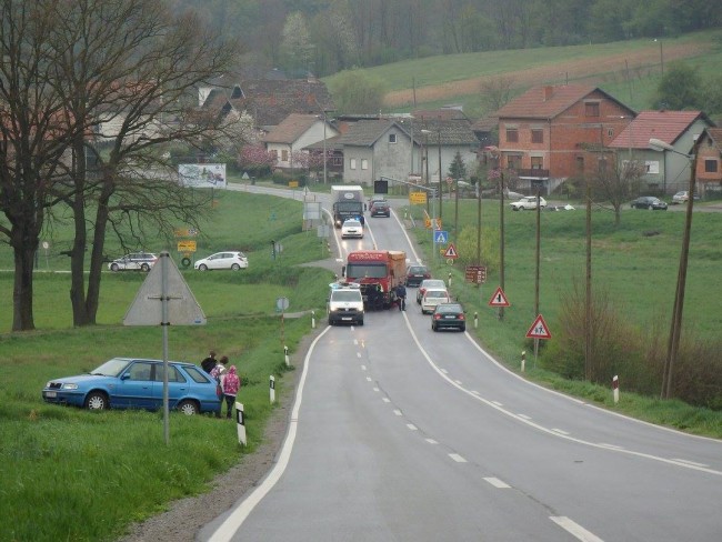 Poziv Hrvatskim cestama i Ministarstvu prometa da u suradnji s Gradom Kutinom poveća sigurnost na državnoj cesti D-45